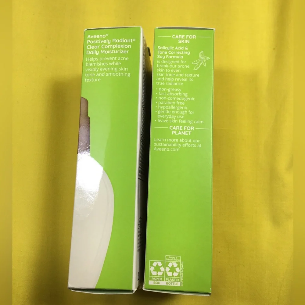 Aveeno Clear Complexion Acne-Fighting Moisturizer with Soy, 4 OZ 2 PAC